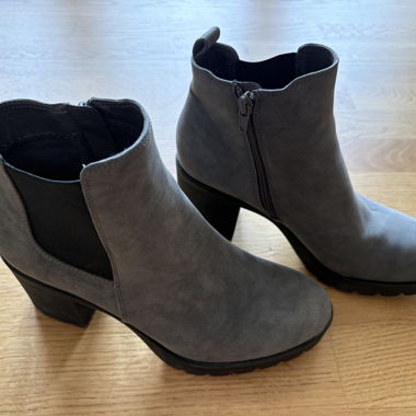 Stiefeletten grau wie neu