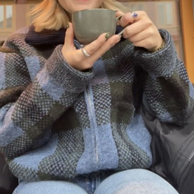 Zara Reissverschluss-Strickjacke