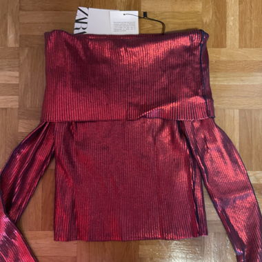 ZARA Metallic Off-Shoulder Top – Neu mit Etikett 