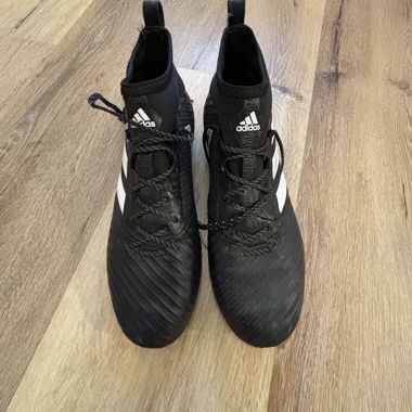 Scarpe da calcio Adidas nere