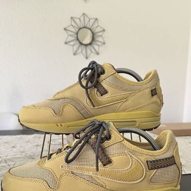Nike Air Max Travis Scott Cactus Jack, Saturn Gold