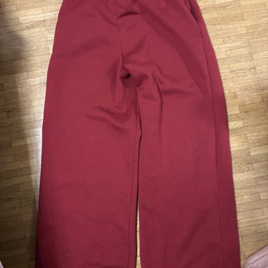 Pantaloni della tuta rossi