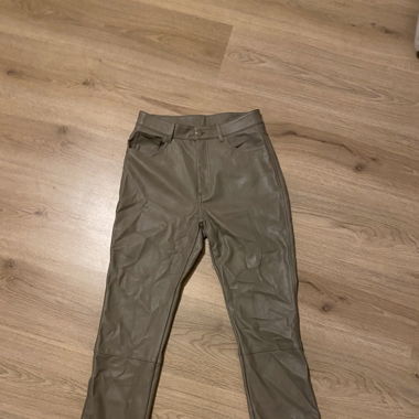 Khaki Kunstlederhosen H&M