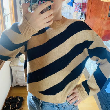 Gestreifter Pullover