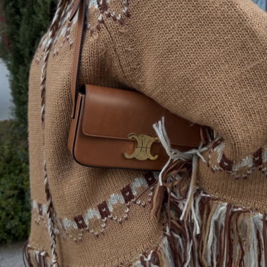 Zara Poncho aus 100% Wolle, Grösse M