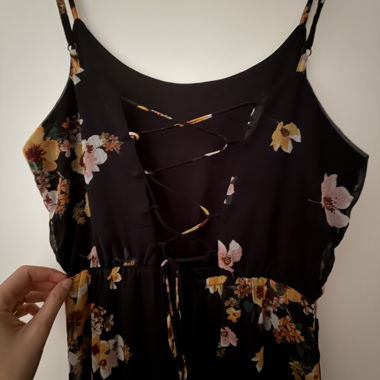 Robe longue florale noire
