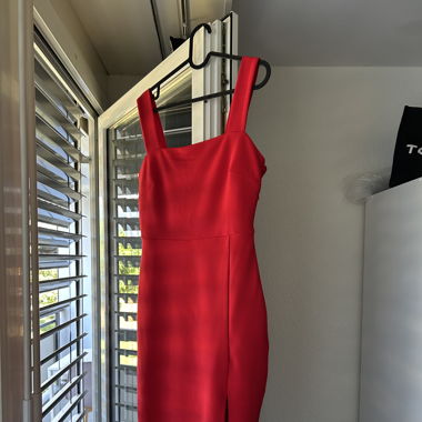 Elegantes rotes Kleid