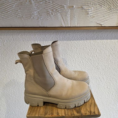 Stiefel beige