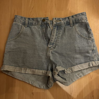 Short en jean bleu