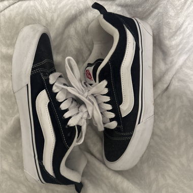 Vans Knu Skool