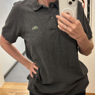 polo Lacoste gris foncé