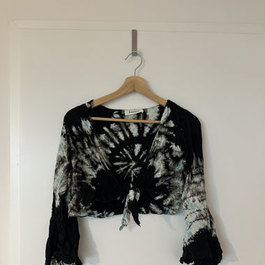 Basico Jerez Front Tie Top 