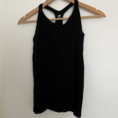Top sportivo nero