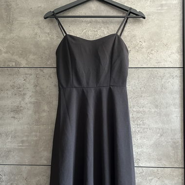 Robe noir simple 