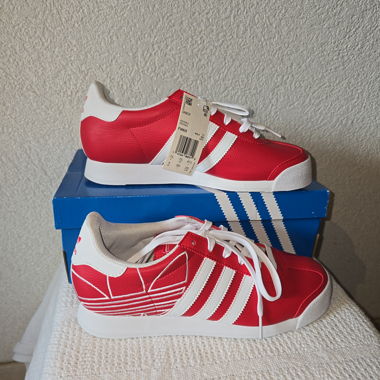 Adidas SAMOA neuves, t. 41 1/3