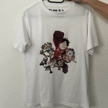 UNIQLO One Piece baby-tee T-Shirt