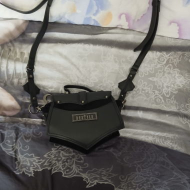 Sac bandoulière noir Restyle