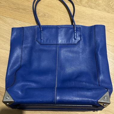 Alexander W Prisma Tote