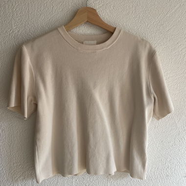 Beige short sleeve sweater
