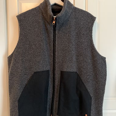 Private White VC Vest - Size 7