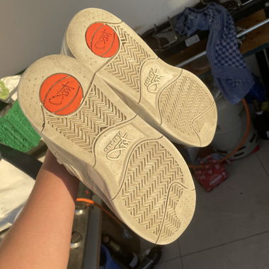 Sneakers alte in camoscio beige