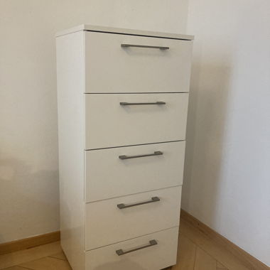 Commode BoConcept bianche con 5 cassetti