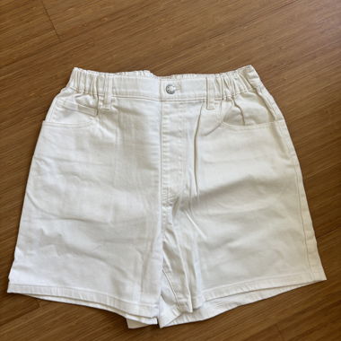 White Denim Shorts UNIQLO