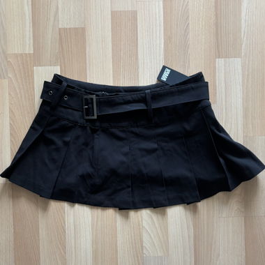 Black Pleated Skirt with Belt