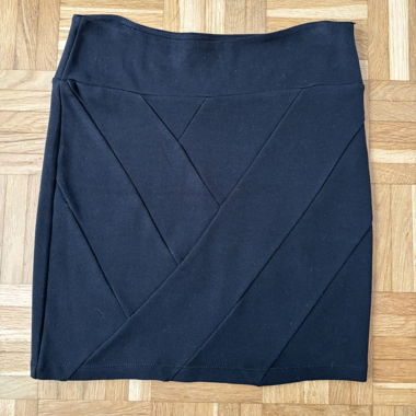 Stradivarius black tight skirt size S