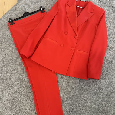 Ensemble rouge veste et pantalon