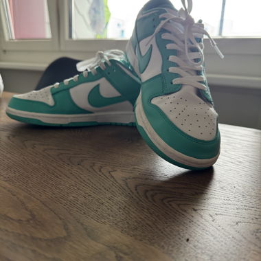 Dunks
