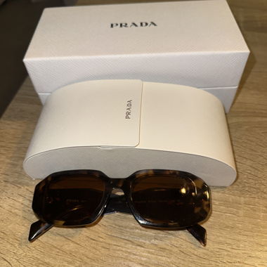 Prada Sonnenbrille „Léopard“