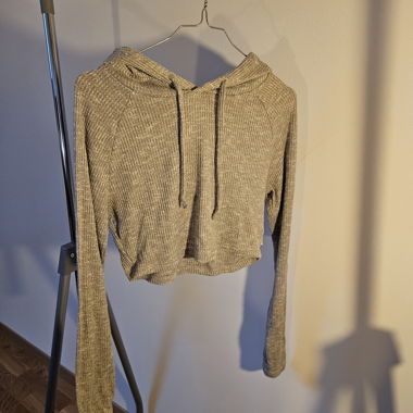 Gymshark Grey Crop Hoodie
