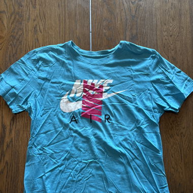 T-shirt Nike