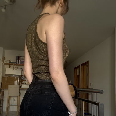 Teeshirt à paillettes doré