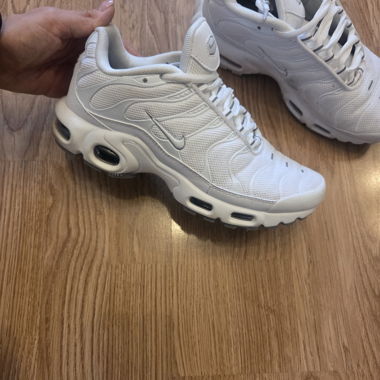 Nike TN Triple white Gr. 39