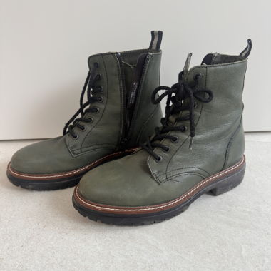 Khaki Boots 