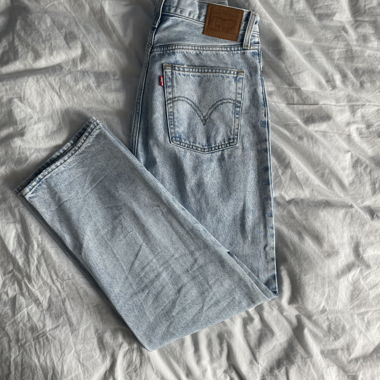 levi‘s straight leg jeans