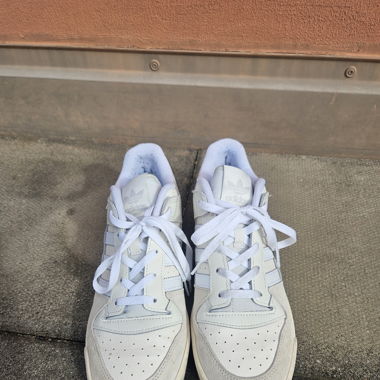Adidas Sneaker