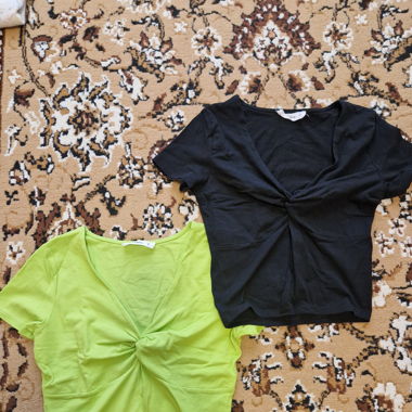 Sommer Tops mit einem Knoten