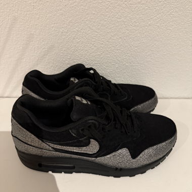 Sneaker Nike Air Max nere