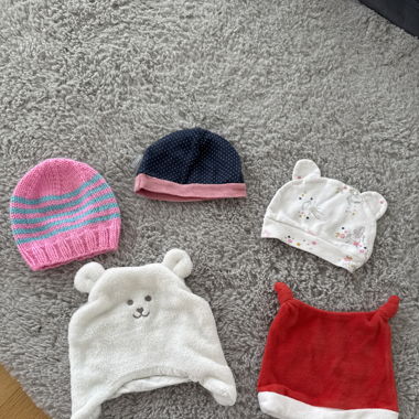 Bonnets bébé taille 56cm