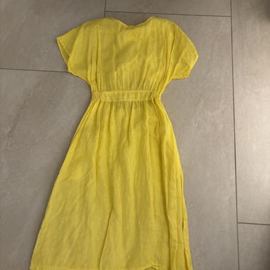 Robe jaune en lin