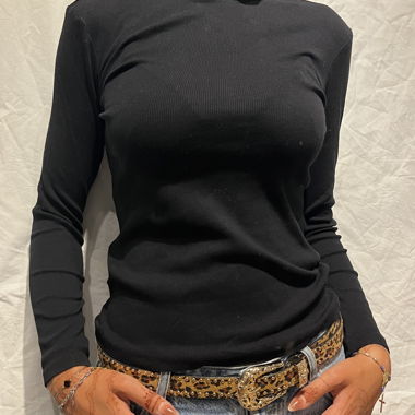 Top Basic Nero con Collo Alto