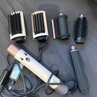 Set di styler Dyson Airwrap con scatola