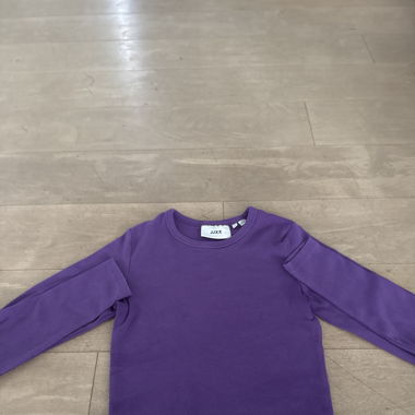 Langes violettes Shirt 