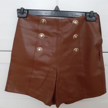 Zara braune Shorts aus Kunstleder