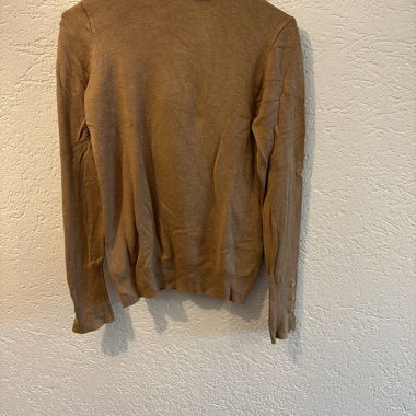 Pull à col roulé marron
