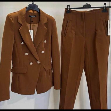 Ensemble blazer et pantalon brun