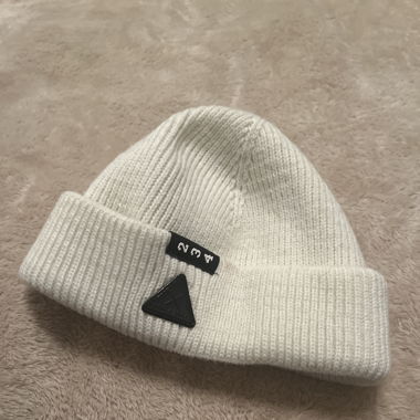 Bonnet Bershka